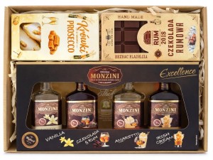 Kosz prezentowy na dzień Kobiet 8 marca zestaw prezent krówki czekolada box
